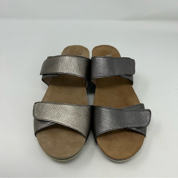 Dansko Gold and Silver Slip On Wedge Sandals Size 40 **please read** - Picture 5 of 10